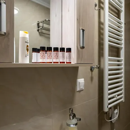 Myrto Lower Ground Floor Apartamento