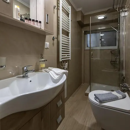 Apartamento Myrto Lower Ground Floor Kalamata