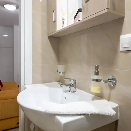 Myrto Lower Ground Floor Kalamata