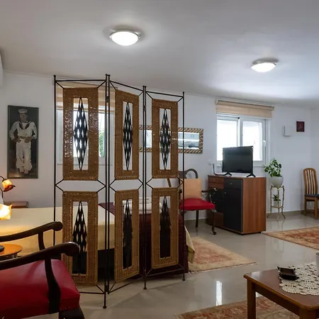 Apartmán Myrto Lower Ground Floor