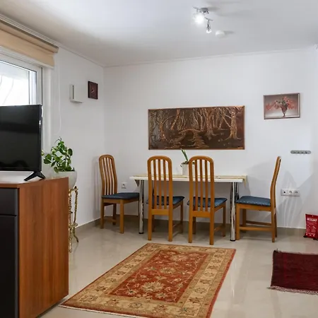 Appartement Myrto Lower Ground Floor *