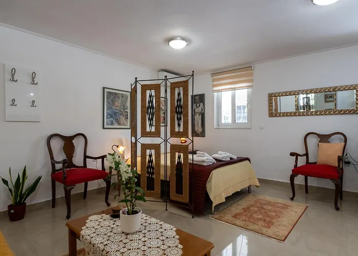 Myrto Lower Ground Floor Kalamata